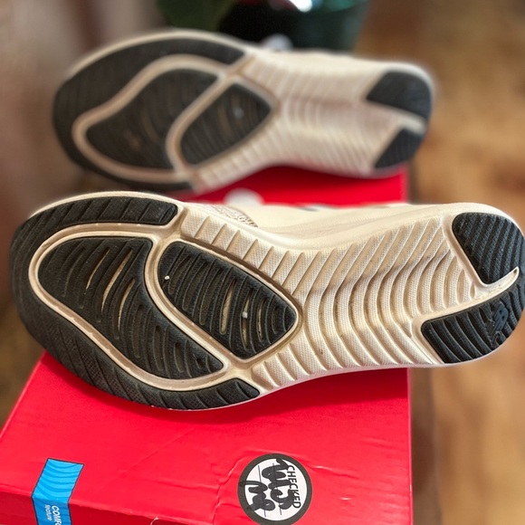 NEW BALANCE NERGIZE SPORT TRAINING SHOE - WOMEN'S - Picture 9 of 11